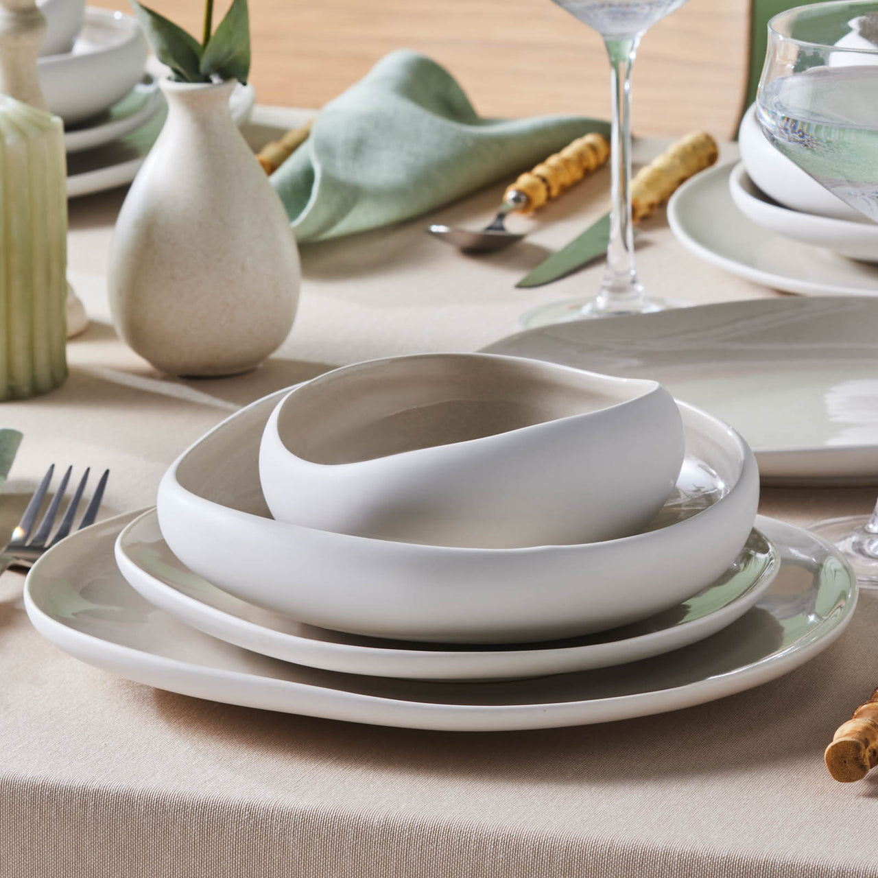 Streamline Cupid for 12 Person Dinnerware Set, 59 Piece- Cream